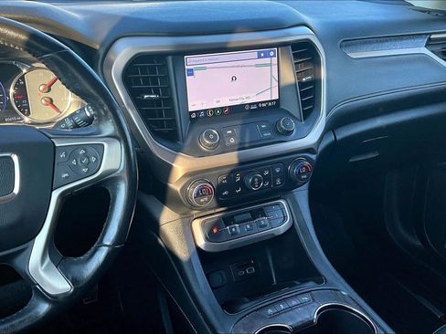 Used 2020 GMC Acadia Denali w/ Trailering Package AWD/4WD image 6