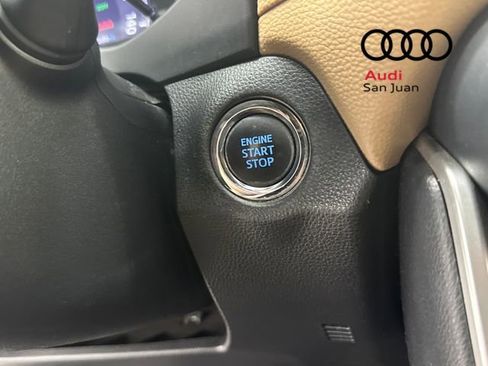 Used 2020 Toyota RAV4 Limited image 35