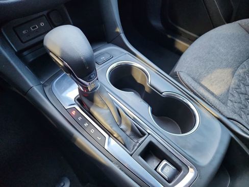 Used 2022 Chevrolet Equinox LT image 29