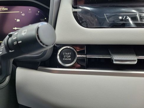 New 2025 Mitsubishi Outlander AWD image 20