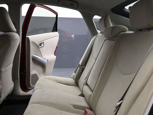 Used 2013 Toyota Prius Two image 10