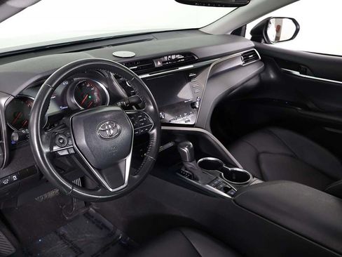 Used 2020 Toyota Camry XSE FWD image 27