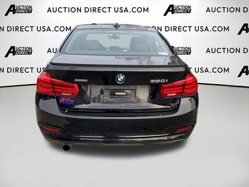 Used 2017 BMW 320i xDrive Sedan image 5