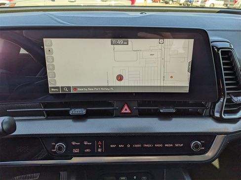 Certified 2025 Kia Sportage SX image 26