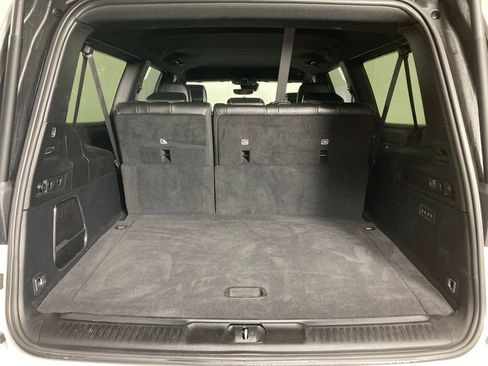 Used 2023 Jeep Wagoneer L Series III w/ Preferred Equipment Group image 23