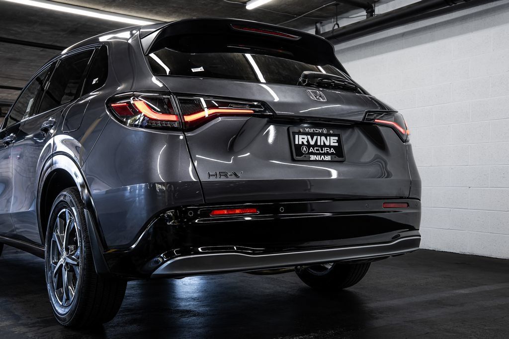 Used 2023 Honda HR-V EX-L image 16
