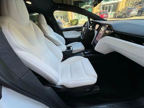 Used 2018 Tesla Model X 100D AWD/4WD image 10