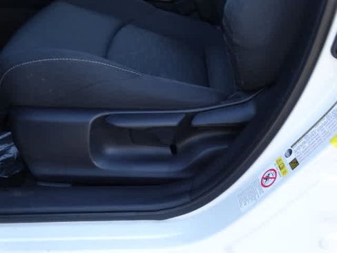 Used 2019 Toyota Corolla SE image 17