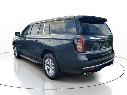 Used 2021 Chevrolet Suburban Premier w/ Premium Package image 6