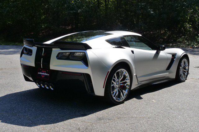Used 2018 Chevrolet Corvette Z06 RWD image 9