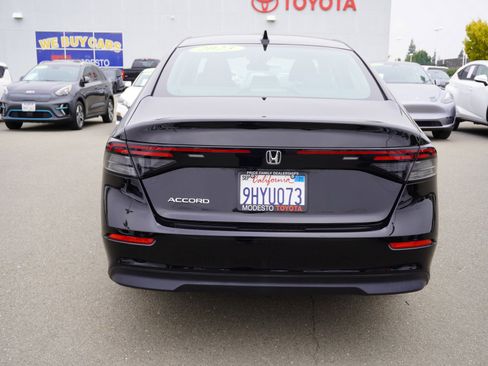 Used 2023 Honda Accord LX image 9