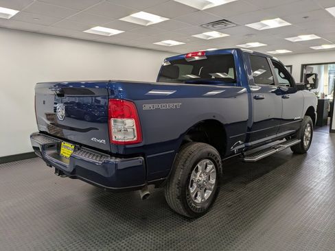 Used 2024 RAM 2500 Big Horn w/ Sport Appearance Package image 4