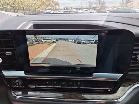 Used 2023 Chevrolet Silverado 1500 LT image 43