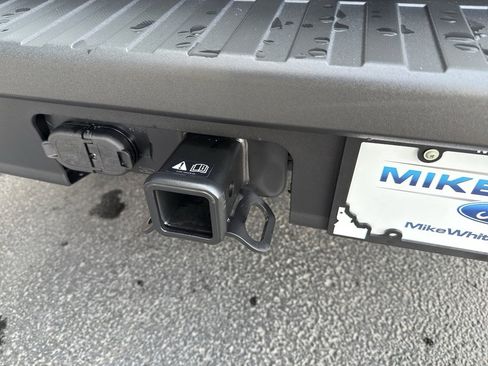 New 2026 Ford Maverick Lariat w/ Black Appearance Package image 6