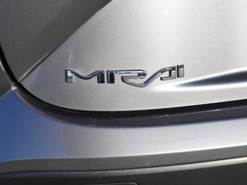 Used 2022 Toyota Mirai XLE image 10