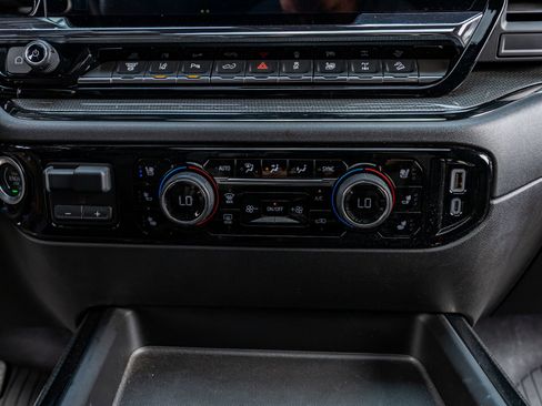 Used 2024 Chevrolet Silverado 2500 ZR2 w/ ZR2 Bison Edition image 27