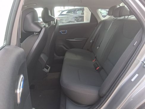 New 2026 Kia K4 FWD image 17