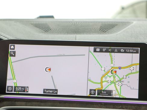 Used 2022 BMW X5 sDrive40i w/ Parking Assistance Package image 18