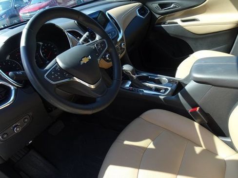 Used 2024 Chevrolet Equinox Premier FWD image 13