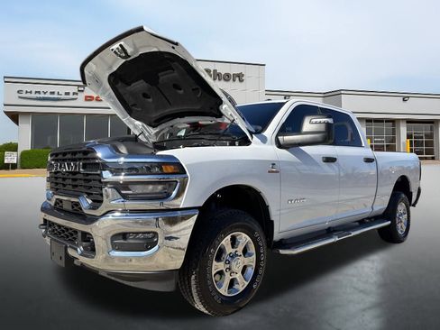 Used 2025 RAM 2500 Big Horn image 19