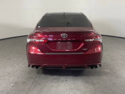 Used 2018 Toyota Camry XSE w/ Driver Assist Package FWD image 4