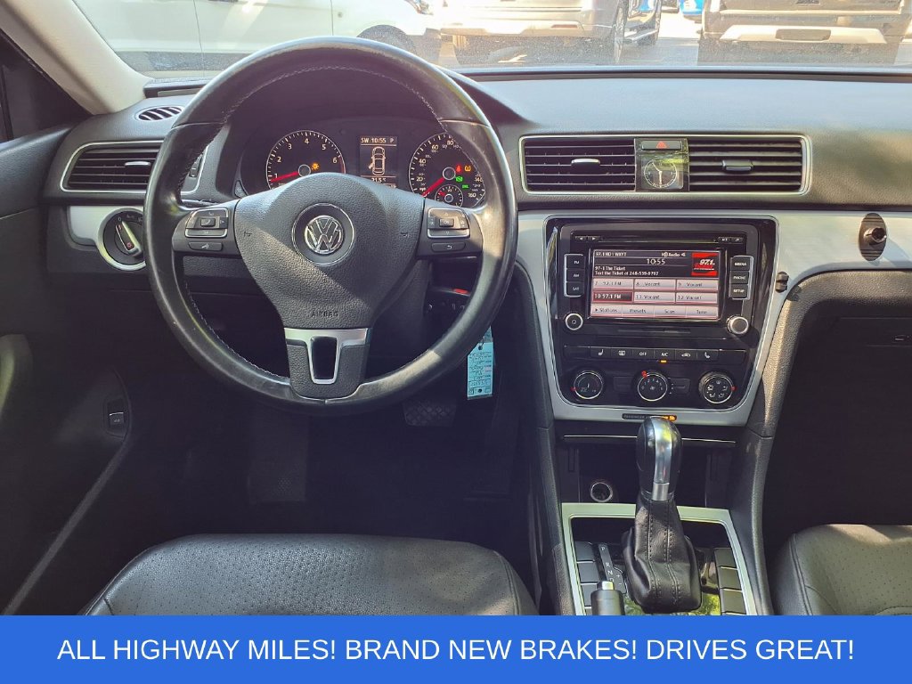 Used 2013 Volkswagen Passat 2.5 SE FWD image 6