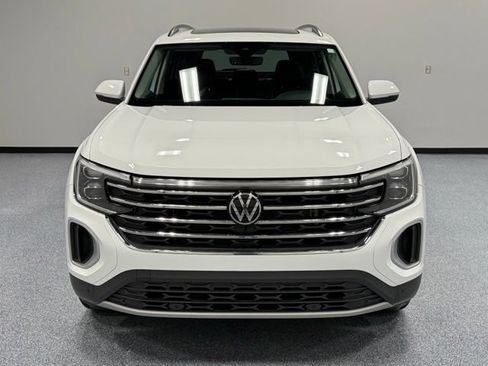 Used 2024 Volkswagen Atlas SE FWD image 4