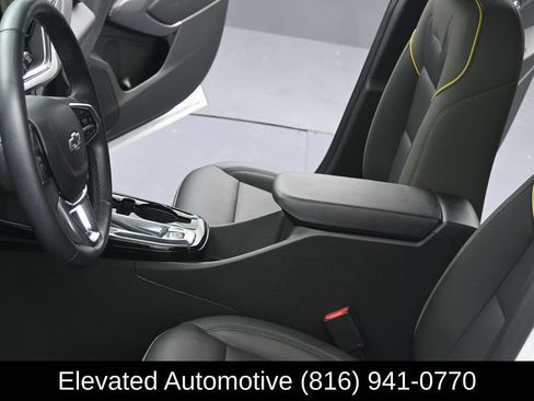 Used 2025 Chevrolet Trax ACTIV w/ Driver Confidence Package FWD image 16