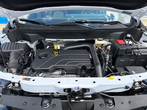 New 2026 Chevrolet Equinox ACTIV w/ Convenience Package III FWD image 23