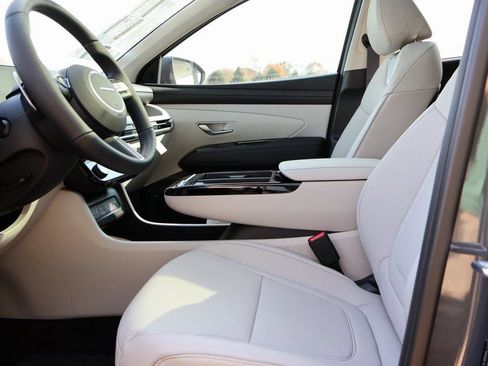 New 2026 Hyundai Tucson Limited image 24
