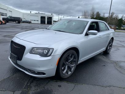 Used 2023 Chrysler 300 S
