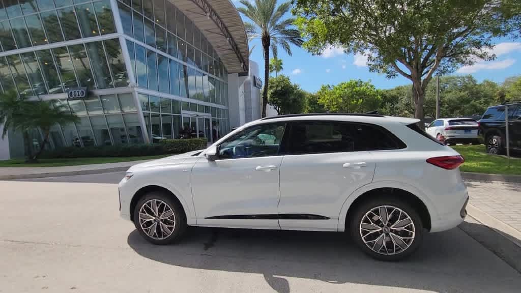 New 2026 Audi Q5 Premium Plus AWD/4WD image 4