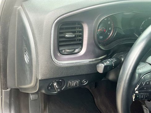 Used 2018 Dodge Charger R/T w/ Blacktop Package RWD image 10