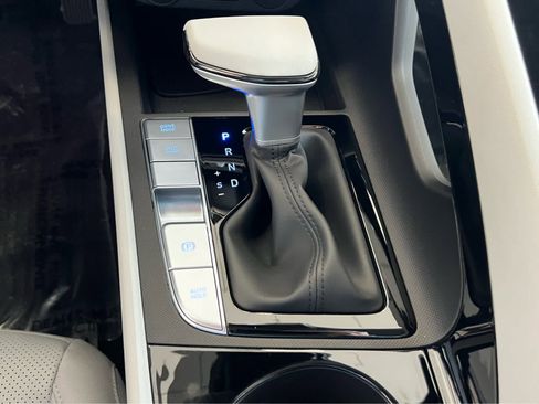 New 2026 Hyundai Elantra Limited image 37