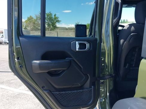 Used 2023 Jeep Wrangler Unlimited Rubicon 4xe w/ Safety Group AWD/4WD image 11