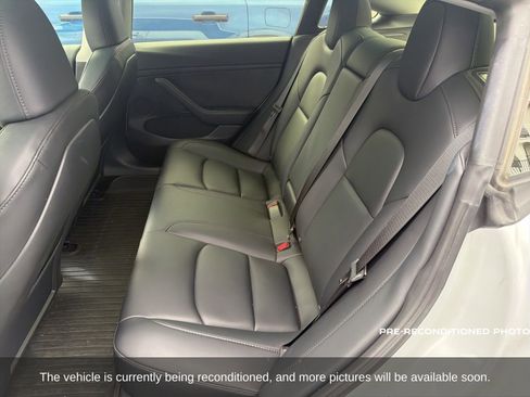 Used 2023 Tesla Model 3 Standard Range image 12