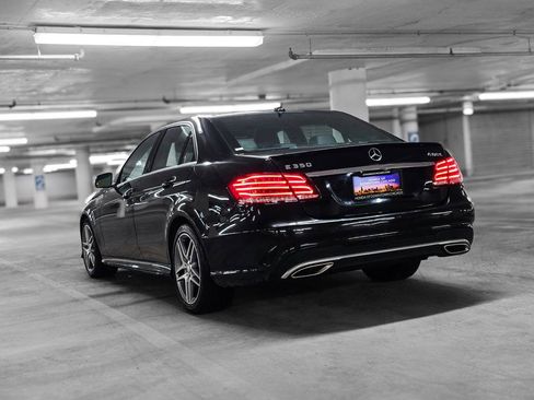 Used 2014 Mercedes-Benz E 350 4MATIC Sedan image 5