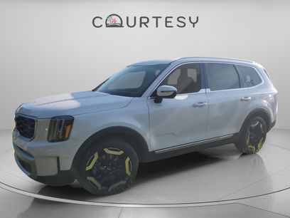 New 2025 Kia Telluride S