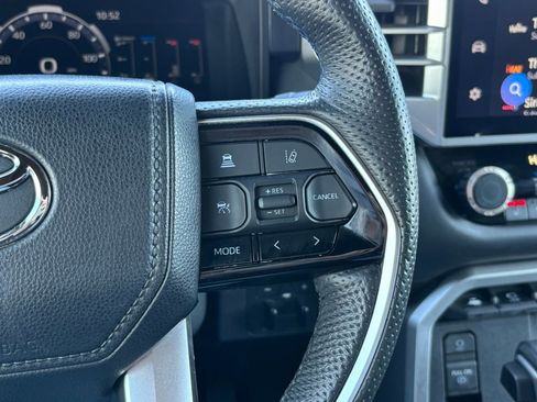 Certified 2024 Toyota Sequoia Platinum image 21