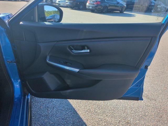 Used 2025 Nissan Sentra SR w/ Midnight Edition FWD image 31