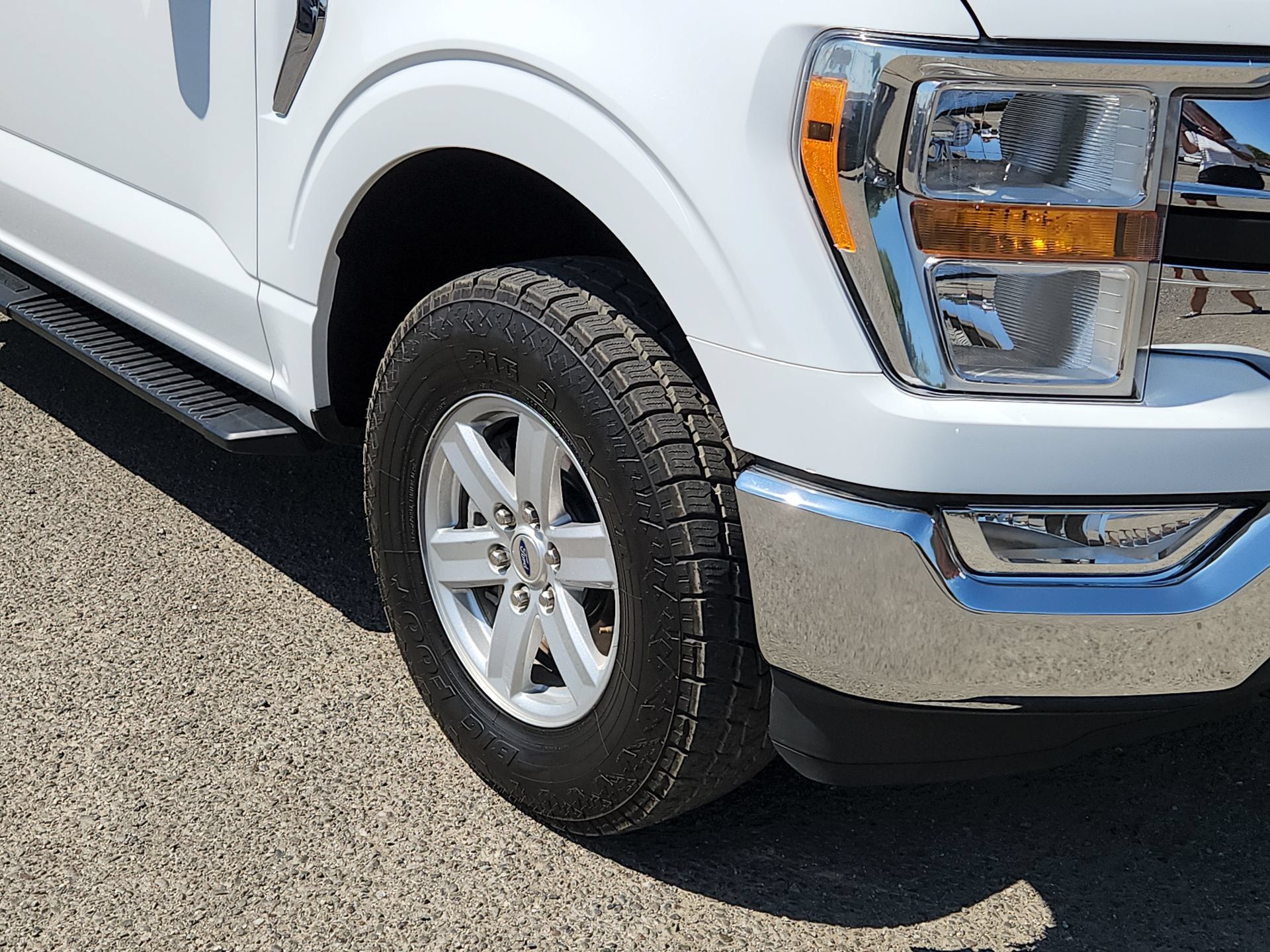 Used 2022 Ford F150 XLT w/ Trailer Tow Package AWD/4WD image 18