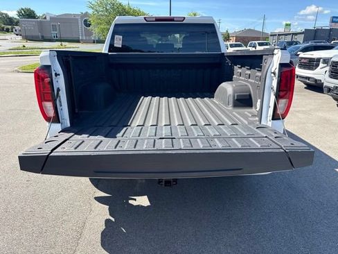 Used 2024 GMC Sierra 1500 Elevation AWD/4WD image 13