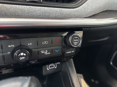 Used 2022 Jeep Compass Latitude w/ Convenience Group image 42