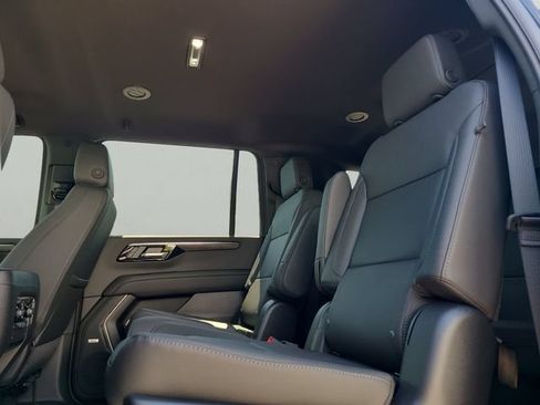New 2026 Chevrolet Suburban LT w/ Comfort Package RWD image 14