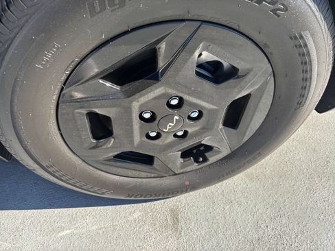 Used 2026 Kia Carnival FWD image 33