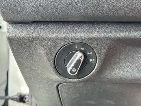 Used 2022 Volkswagen Jetta S image 20