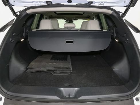 Used 2025 Nissan Murano SL w/ Cargo Package AWD/4WD image 11