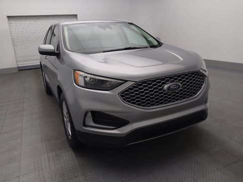 Used 2024 Ford Edge SEL image 14
