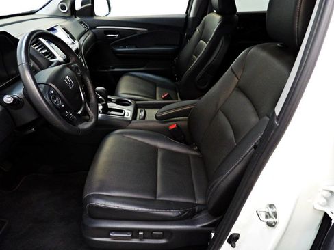 Used 2018 Honda Ridgeline RTL-T image 8