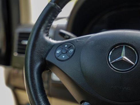 Used 2016 Mercedes-Benz Sprinter 2500 image 55
